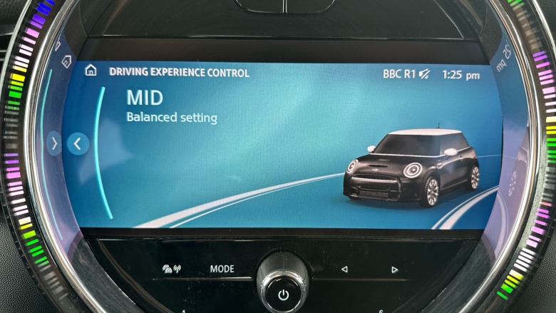 MINI Hatchback 1.5 Cooper Classic Premium 3dr Petrol Hatchback